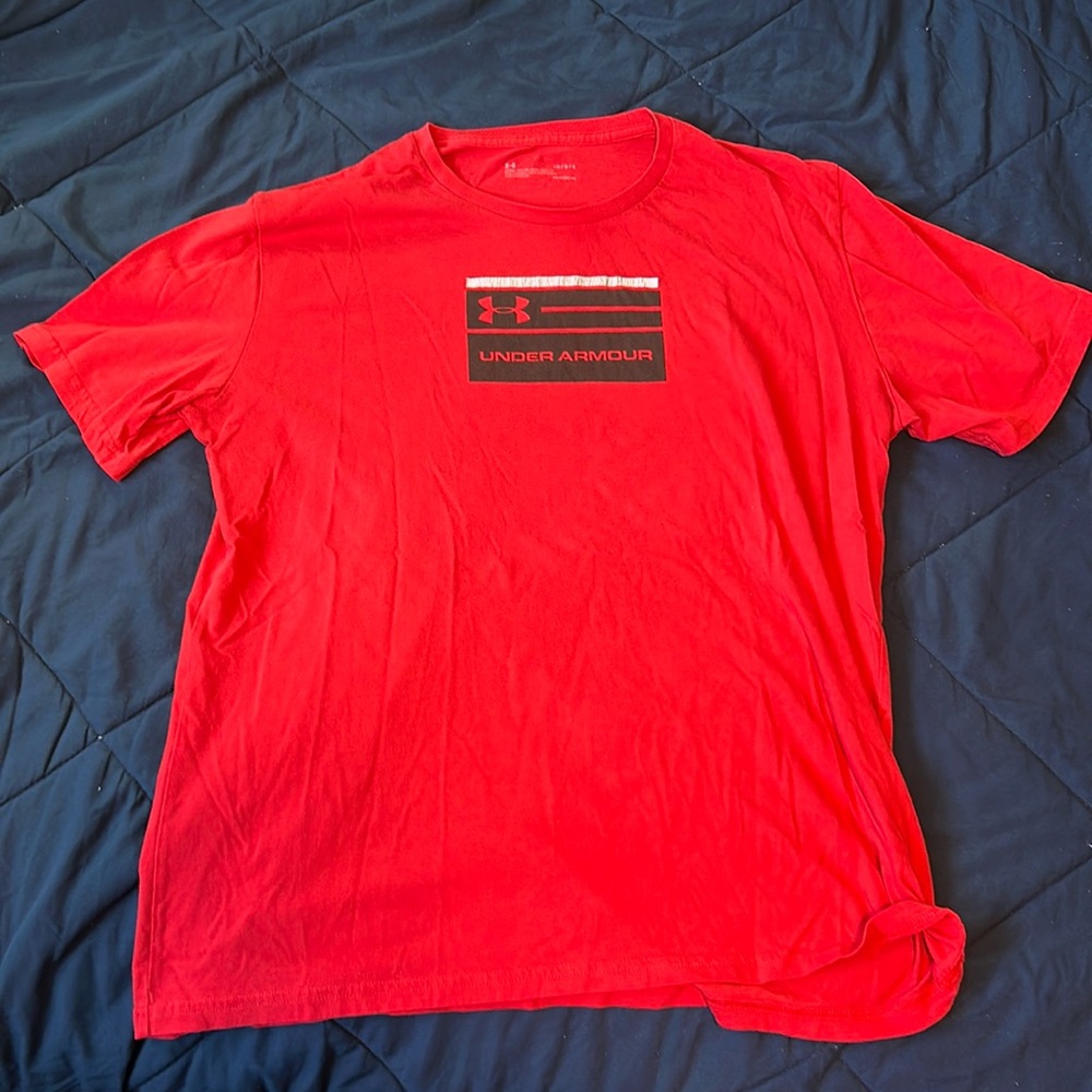 Under Armour t shirt